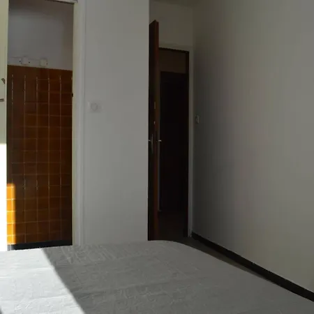 شقة 2 Pieces 4 Couchages Bn350-002